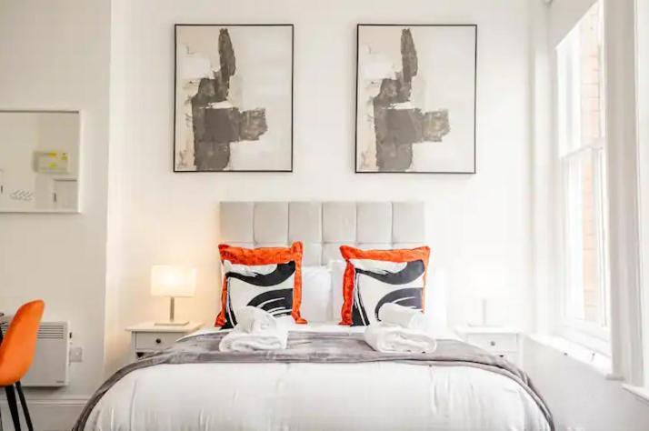 Guest Homes - The Station Studio Worcester Bagian luar foto