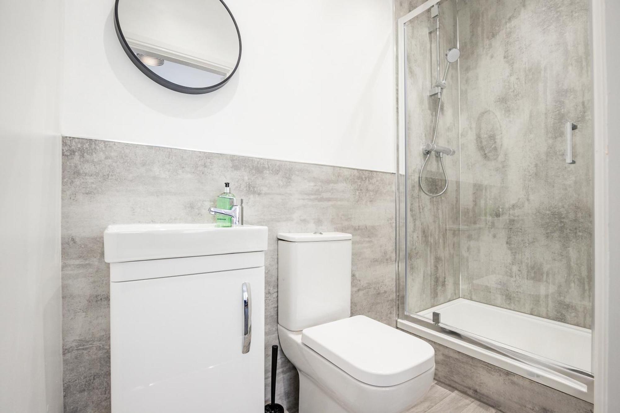 Guest Homes - The Station Studio Worcester Bagian luar foto